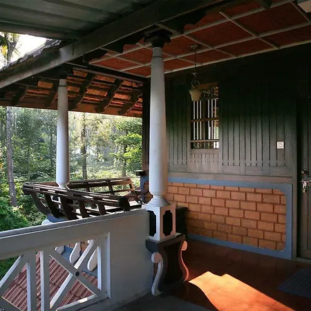 Kairali Palace Home Stay Thekkady Room photo