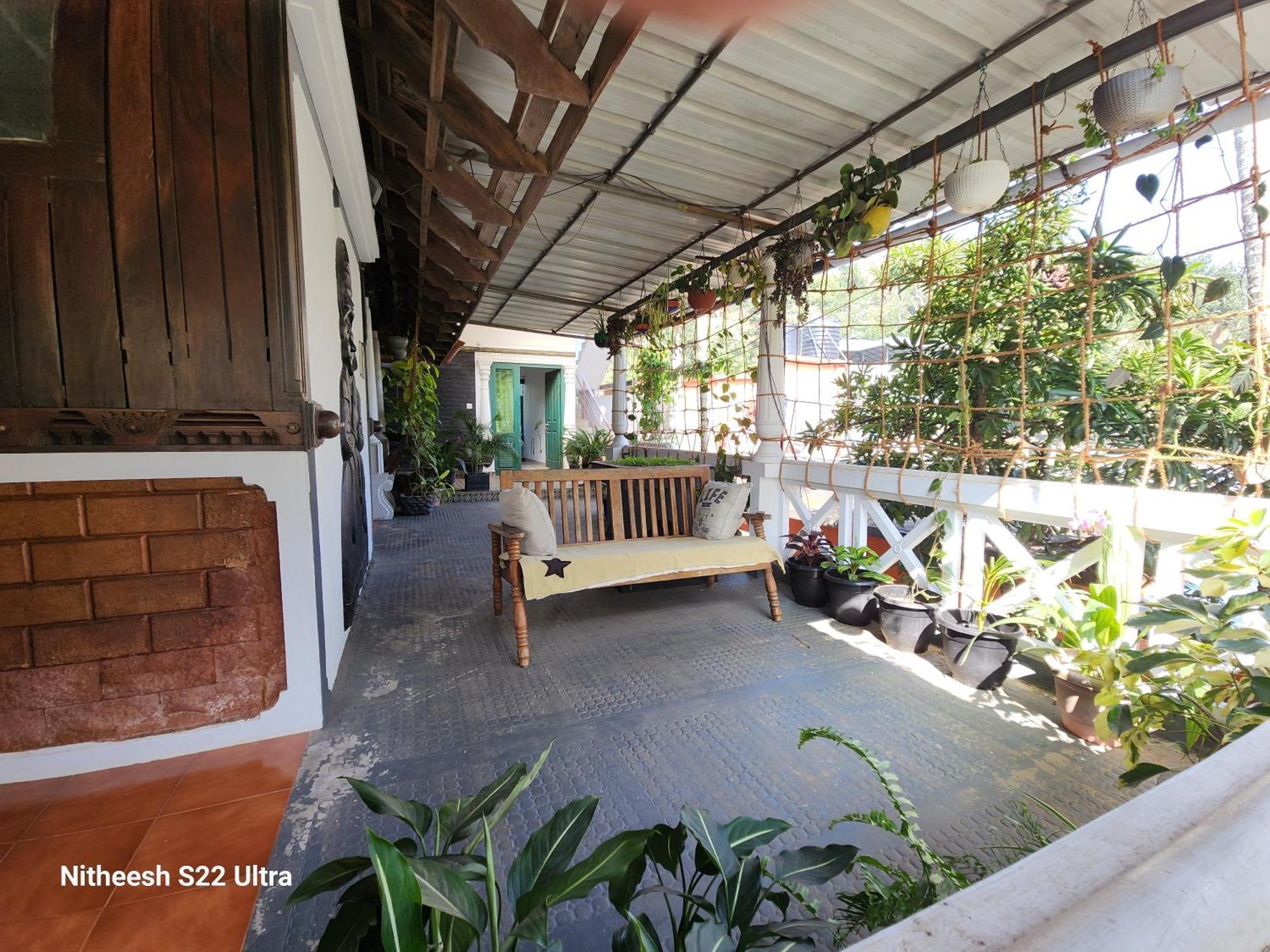 Homestay Kairali Palace *