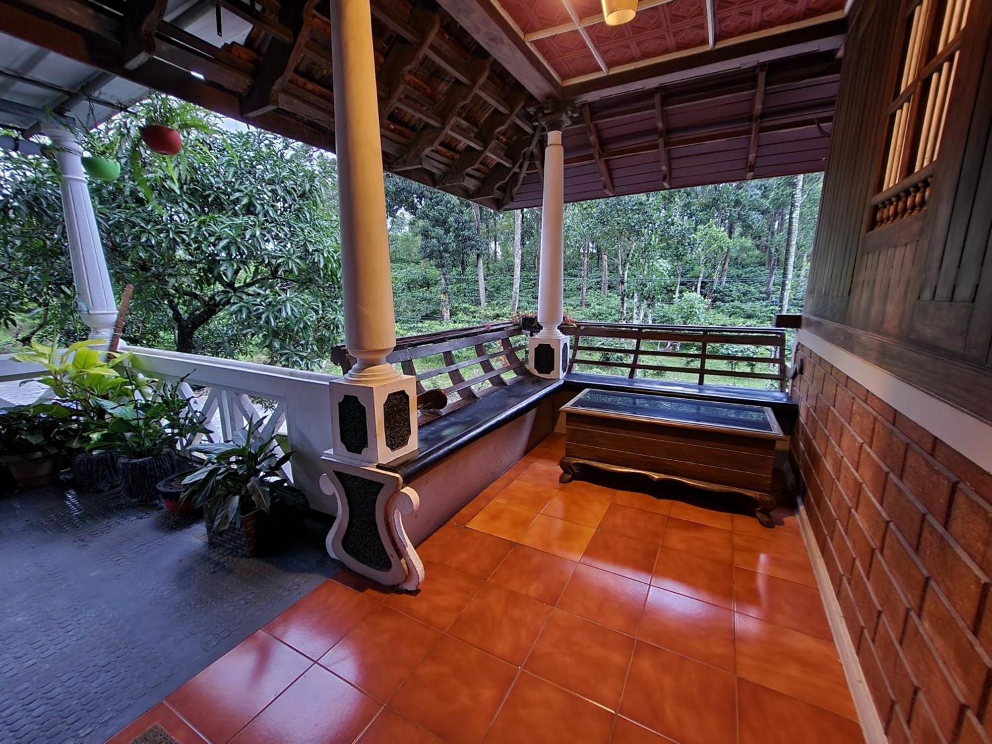 Kairali Palace Homestay Thekkady